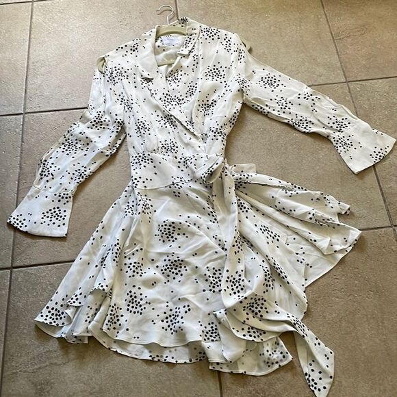 C/Meo Collective Caught Up Wrap dress - Medium - Picture 3 of 10